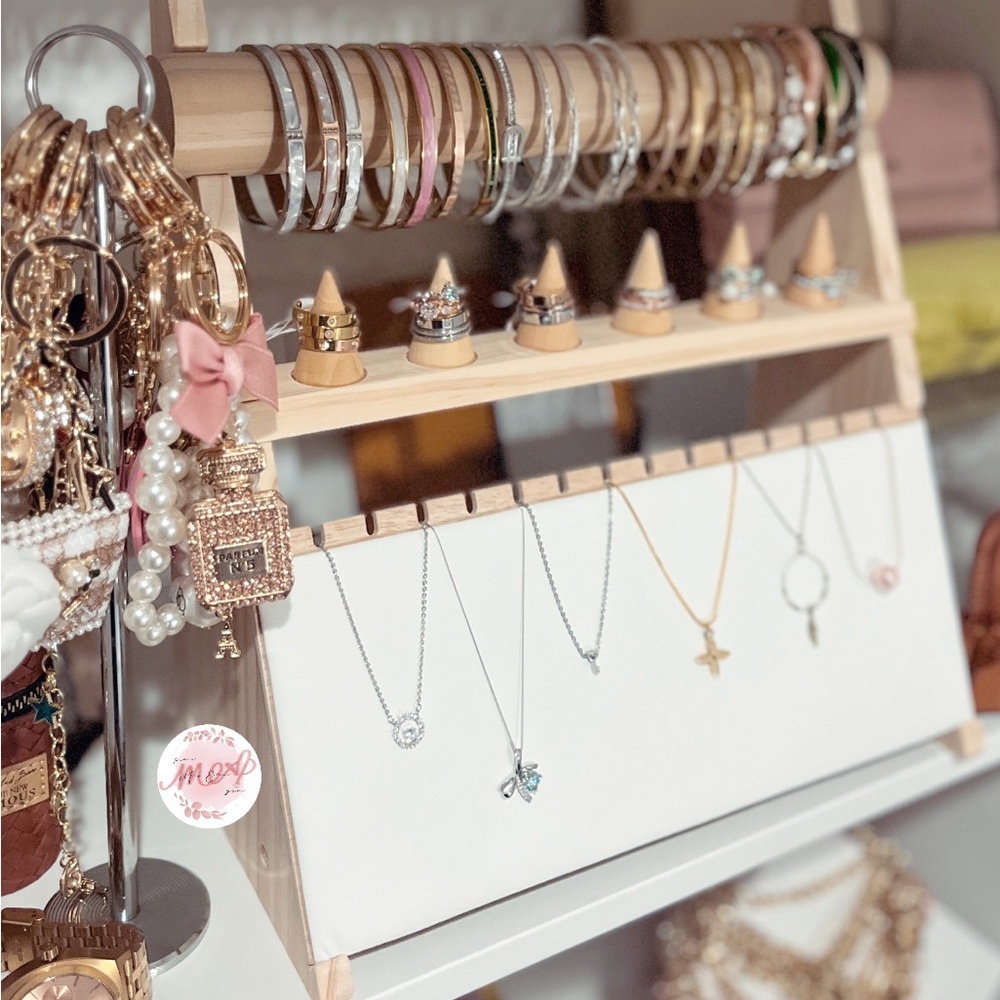 Necklaces - Unlisted Items for Live Show